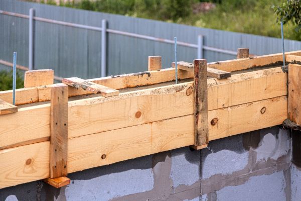 Cost of Poured Wall Construction in Fuquay Varina
